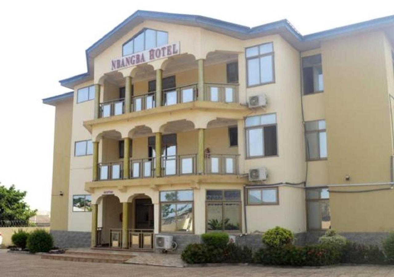 Nbangba Hotel Techiman Экстерьер фото