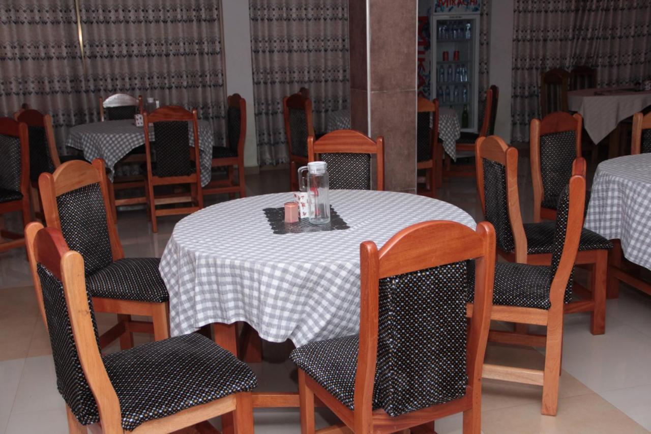 Nbangba Hotel Techiman Экстерьер фото